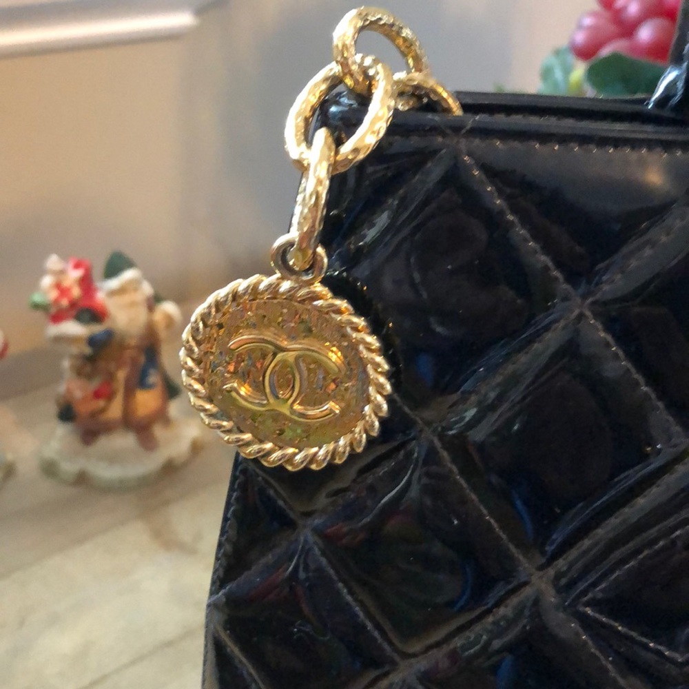CHANEL *TRADE* Vintage Leather Tote Bag, Will TRADE for a High End Watch!!! - Picture 3 of 12